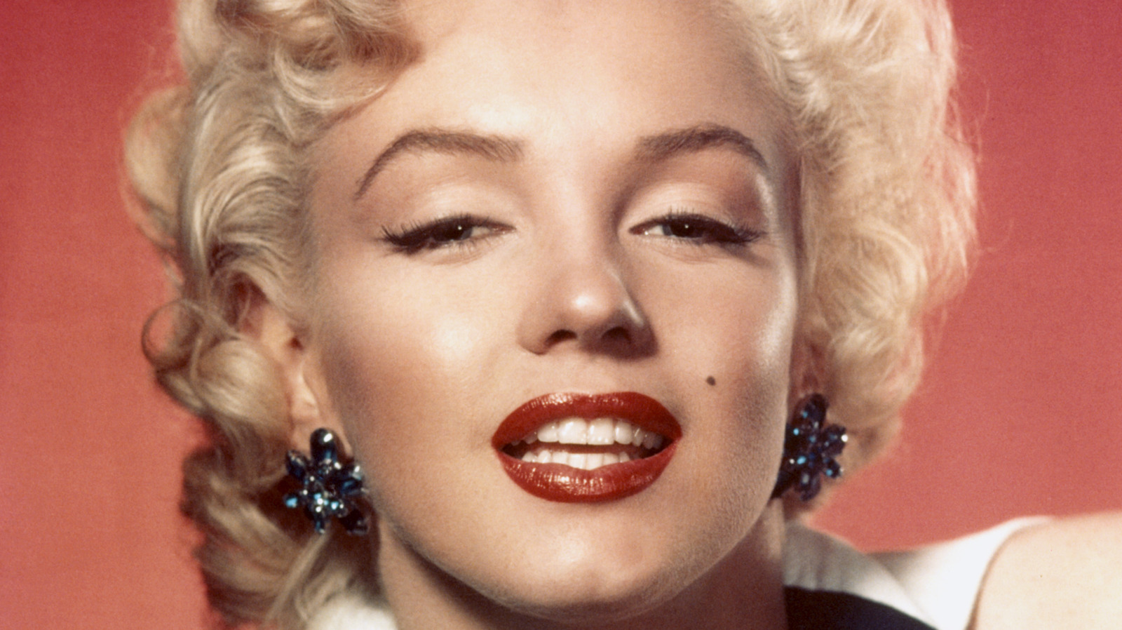 Meet Marilyn Monroe's Doppelganger On Lookalike Love