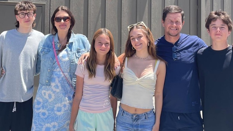 Mark Wahlberg with family 