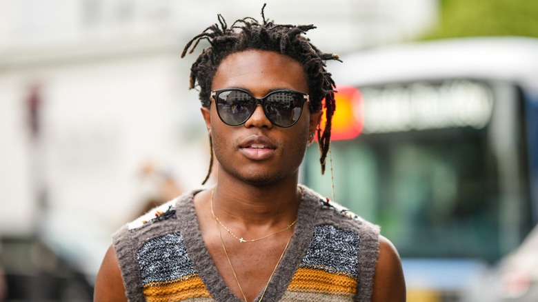 Kailand Morris wearing sunglasses