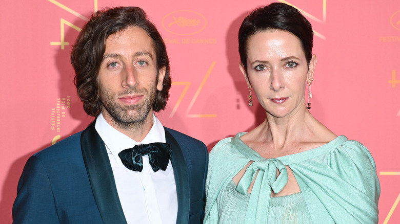 Simon Helberg and Jocelyn Towne posing at the opening ceremony gala dinner of the 74th annual Cannes Film Festival in Cannes, France (2021)