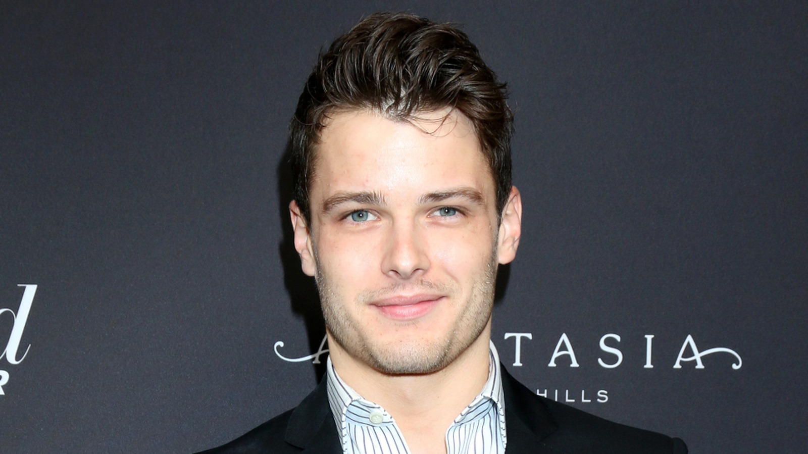 <a href="https://www.thelist.com/1744424/meet-the-young-and-the-restless-michael-mealor-wife-sasha/" target="_blank">Meet The Young And The Restless Star Michael Mealor’s Wife, Sasha</a>