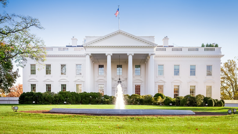 The exterior of the White House 