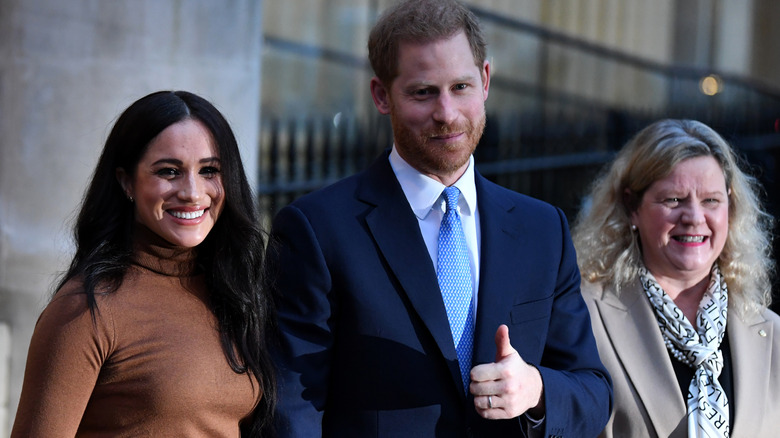 Meghan Markle and Prince Harry thumbs up