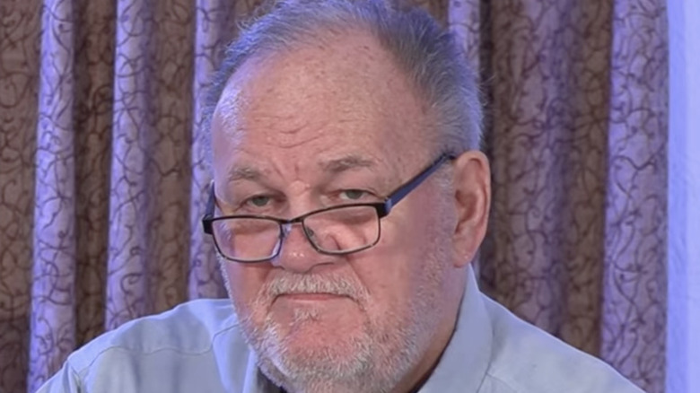 Thomas Markle appears on his YouTube show