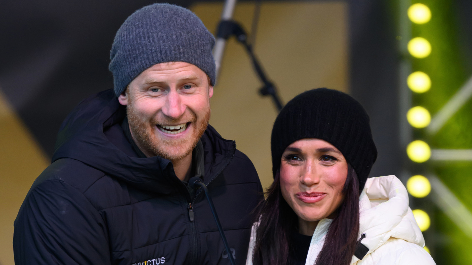 <a href="https://www.thelist.com/1808120/meghan-markle-rare-snap-harry-lilibet-everyone-calling-out/" target="_blank">Meghan Markle’s Rare Snap Of Harry & Lilibet Has Everyone Calling Them Out</a>