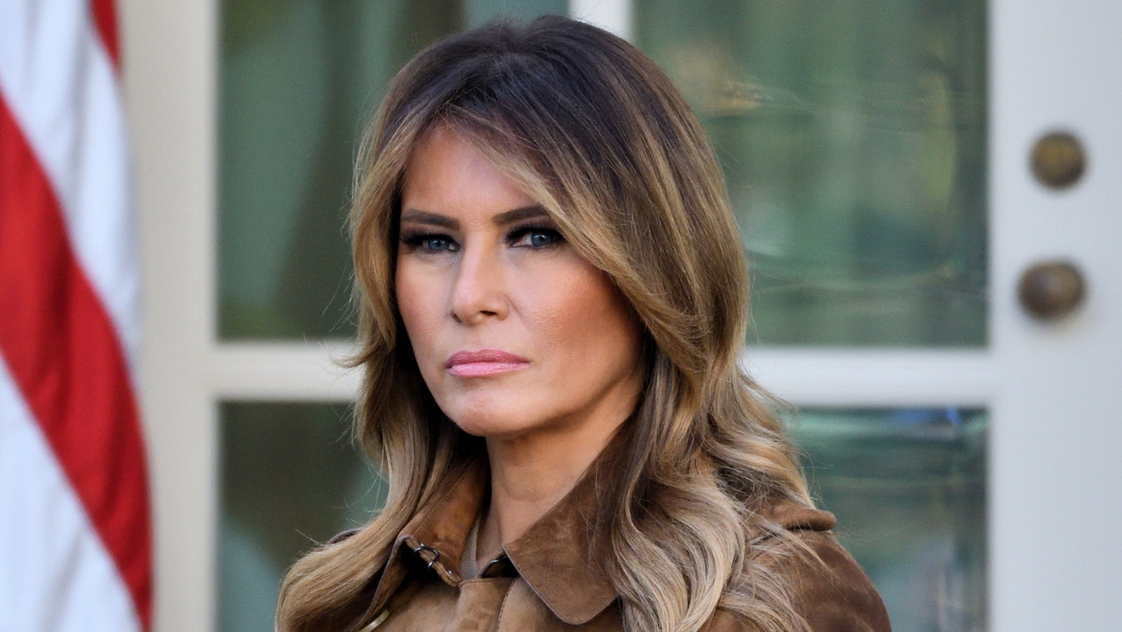 <a href="https://www.thelist.com/1766333/melania-trump-flashes-back-one-of-most-notable-fashion-fails-inauguration/" target="_blank">Melania Trump Flashes Back To One Of Her Most Notable Fashion Fails For Inauguration</a>