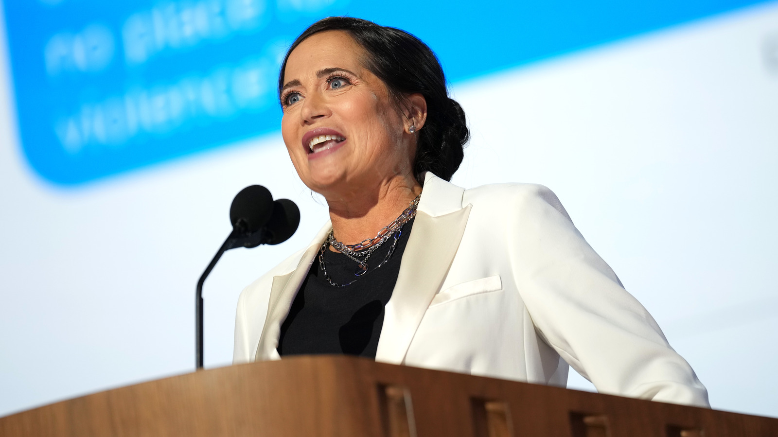 stephanie-grisham-claims-trump-has-nasty-slang-for-his-fans-in-private