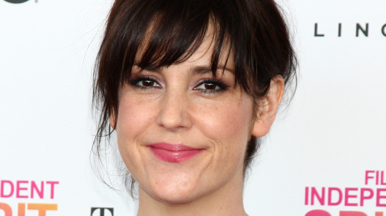 Melanie Lynskey smiling