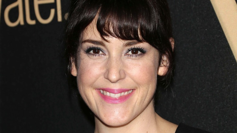 Melanie Lynskey smiling