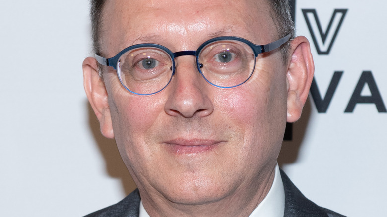 Michael Emerson posing on the red carpet