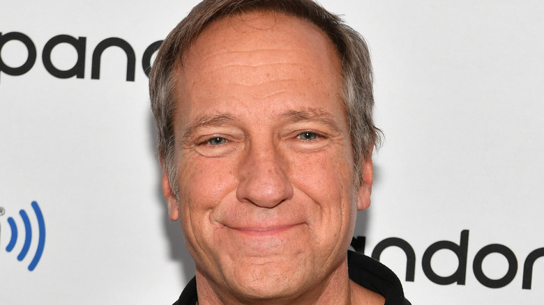 Mike Rowe smiling