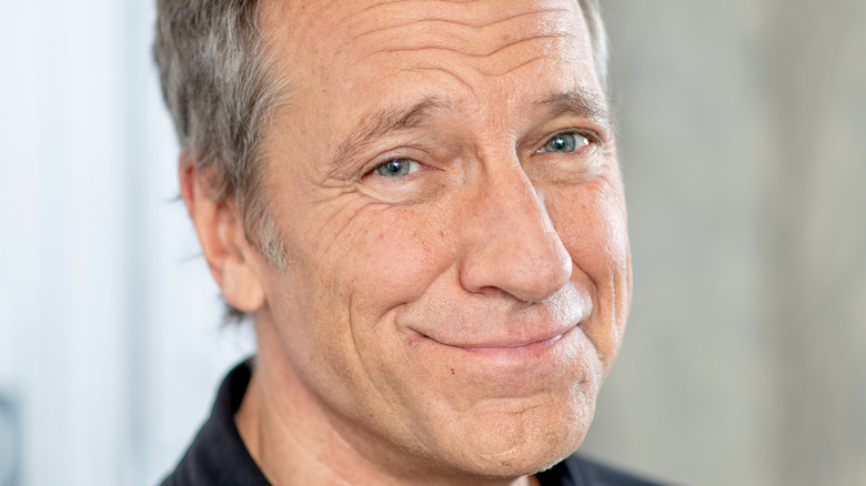 Mike Rowe smiling