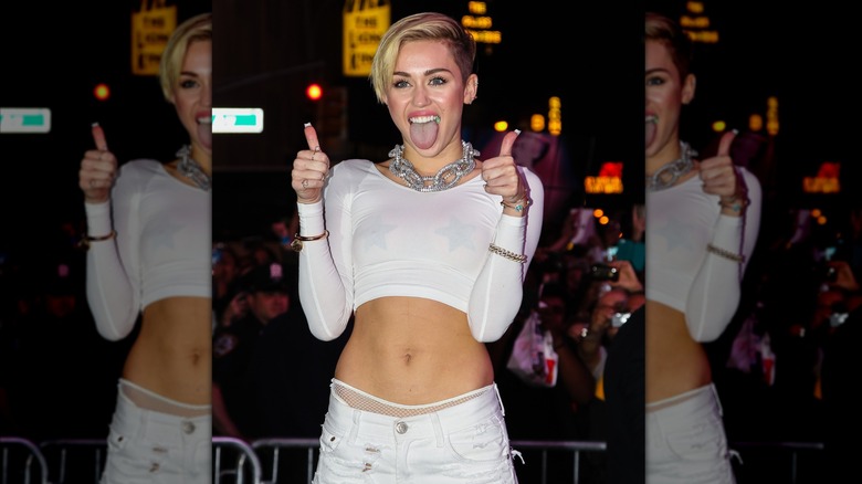 Miley Cyrus at an NYC album signing for "Bangerz," 2013