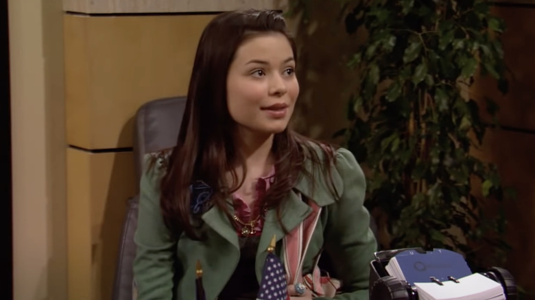 Miranda Cosgrove on iCarly