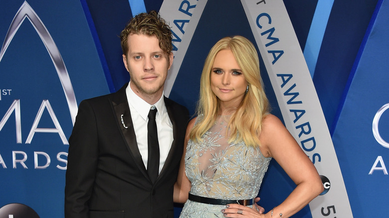 Anderson East and Miranda Lambert posing together