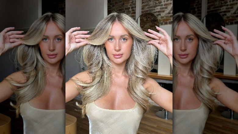 que hair salon blonde highlights