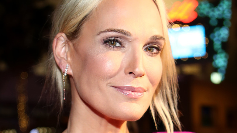 Molly Sims smiling