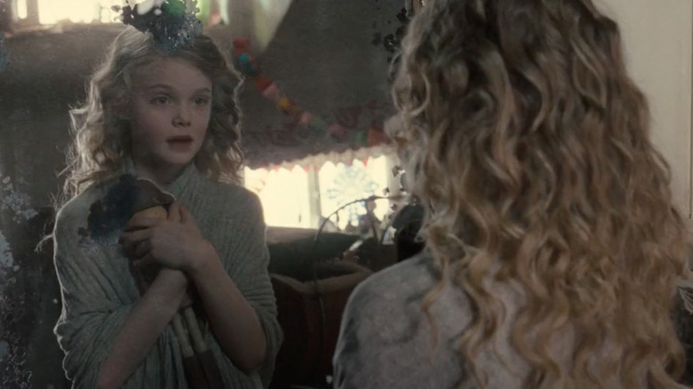 Elle Fanning acting in Nutcracker in 3D