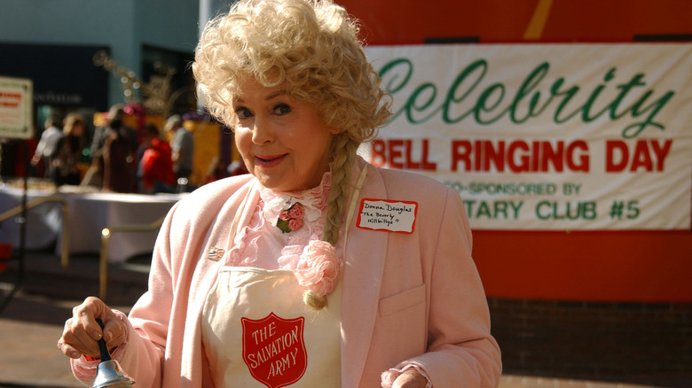 Donna Douglas attends the Salvation Armys Annual Celebrity Bell Ringing December 12, 2001 in Los Angeles, CA.