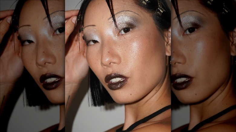 silver glistening eyeshadow look