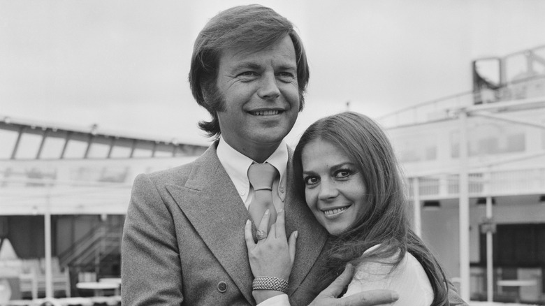 Robert Wagner and Natalie Wood hugging in 1972
