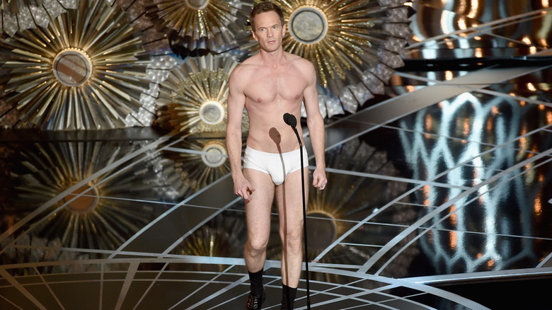 Neil Patrick Harris hosting the Oscars in his underwear in 2015