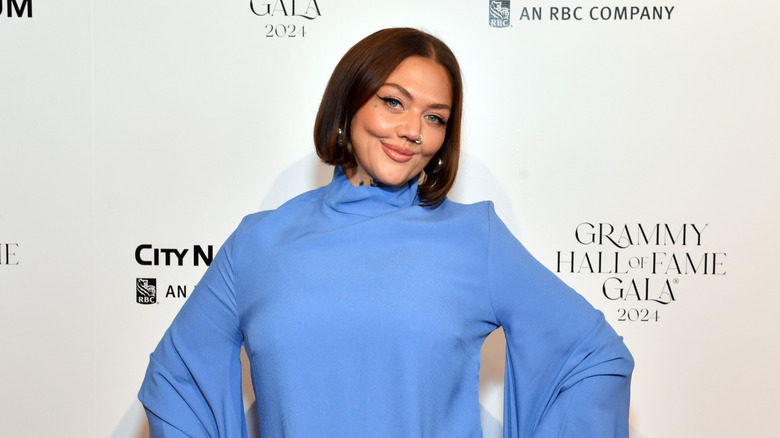 Elle King in a powder blue dress