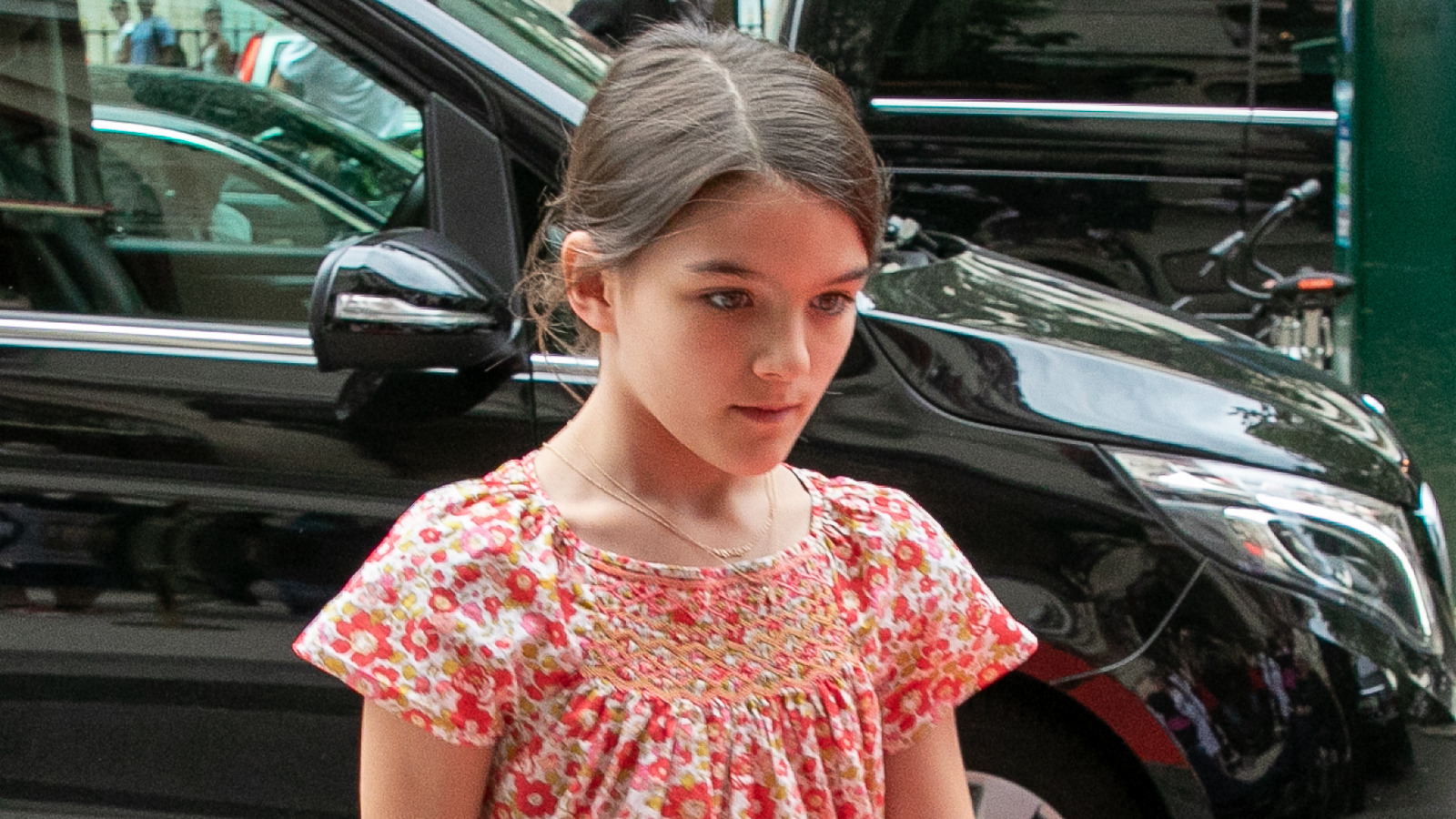 New Photo Of Suri Cruise Makes Clear She's Beating Dad Tom's Height