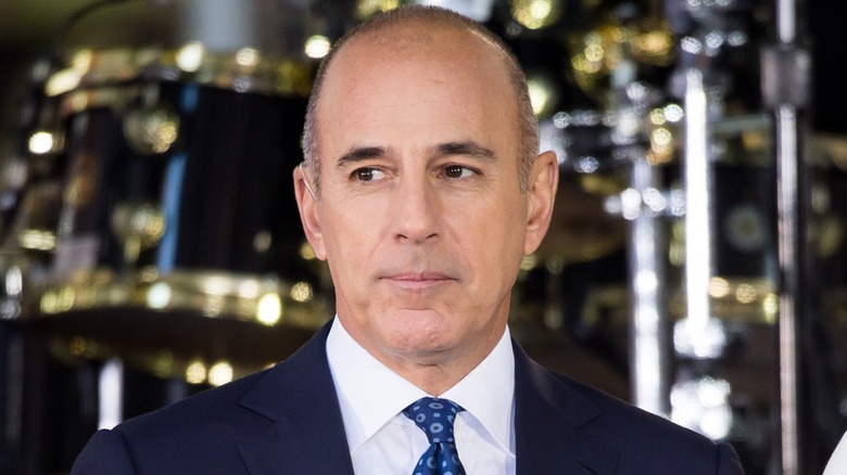 Matt Lauer pursed lips, sideways glance