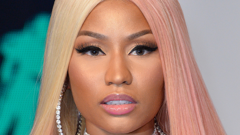 Nicki Minaj in a blonde and pink wig