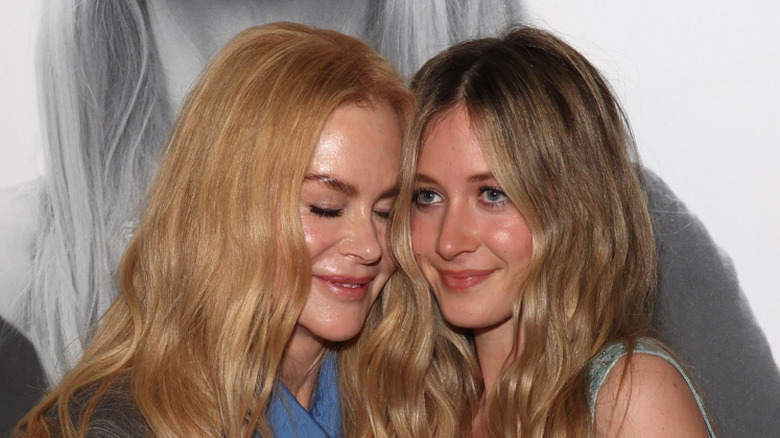 Nicole Kidman posing with her daughter Sunday Rose