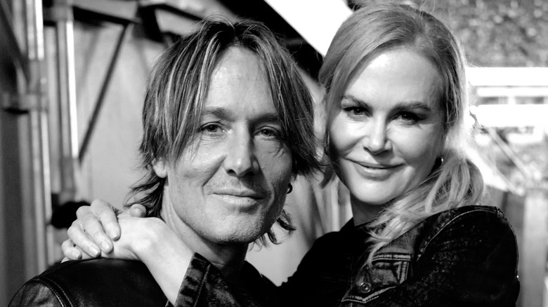 Nicole Kidman hugs Keith Urban