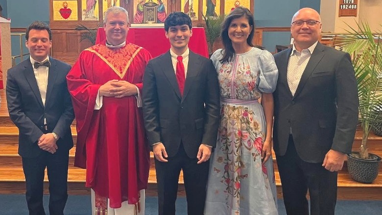 Nikki Haley stands with her family for a religious ceremony (2025)