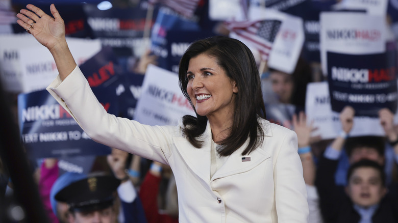 Nikki Haley smiling and waving