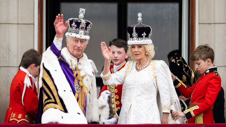 balcony coronation king charles queen camilla 