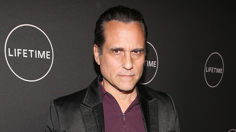 Maurice Benard posing