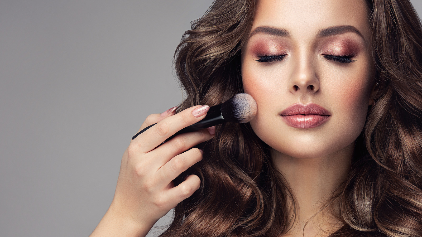 Over 40% Of People Spend Less Time On Their Daily Beauty Routine Than You Might Think