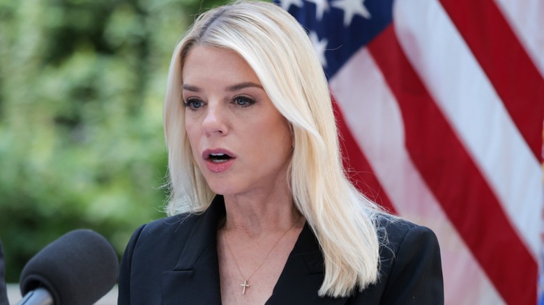 Pam Bondi speaks during a press conference in Washington, DC (2025)