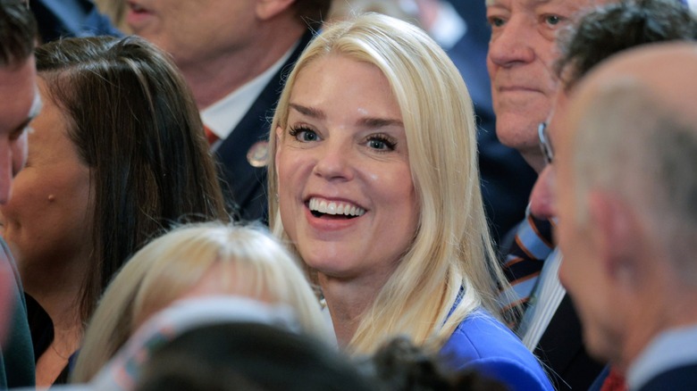 Pam Bondi greets guests during a celebration of the Florida Gators at the White House (2025)