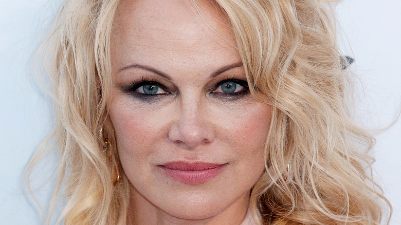 Pamela Anderson posing