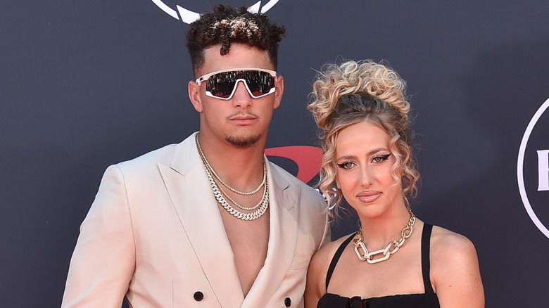 Patrick and Brittany Mahomes posing
