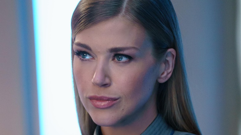 Adrianne Palicki playing Kelly Grayson