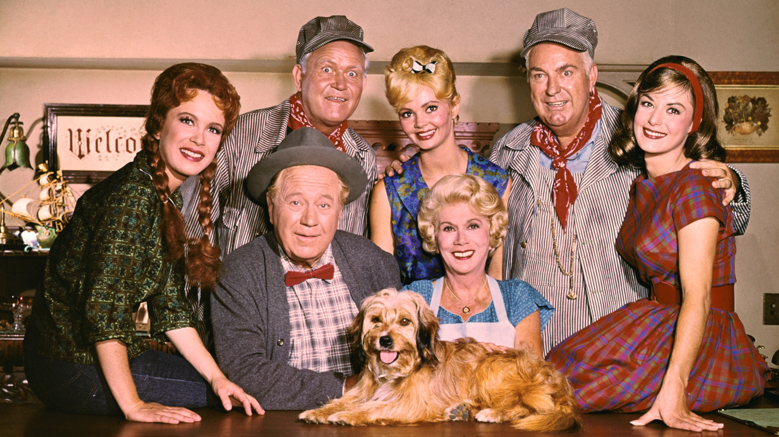 <a href="https://www.thelist.com/2184444/whatever-happened-petticoat-junction-cast/" target="_blank">Petticoat Junction: What Happened To The Cast When The Series Ended?</a>