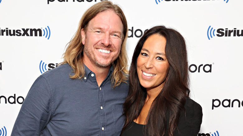Chip Gaines and Joanna Gaines smiling
