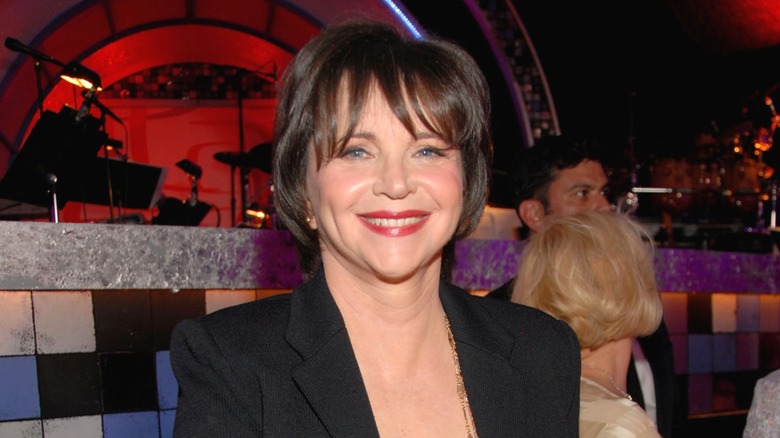 Cindy Williams smiling brightly at event