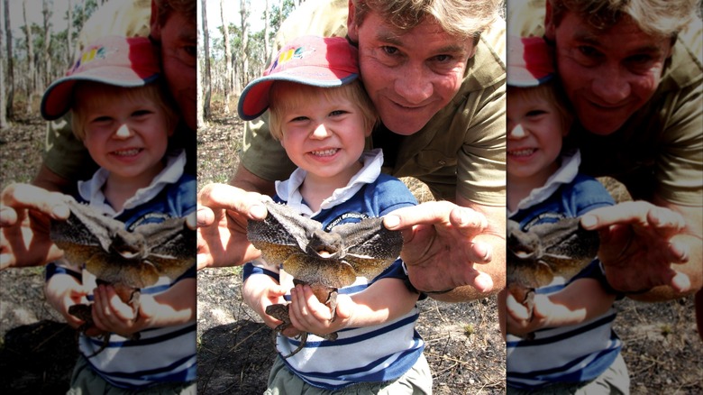 Robert Irwin and Steve Irwin at the Australia Zoo, August 2, 2006