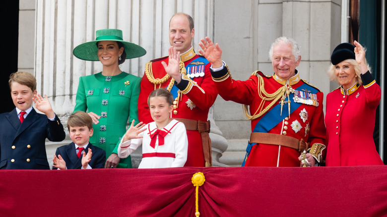 Royal family waving