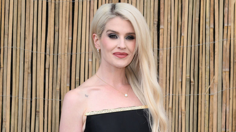 Kelly Osbourne posing at the The Serpentine Gallery Summer Party 2025