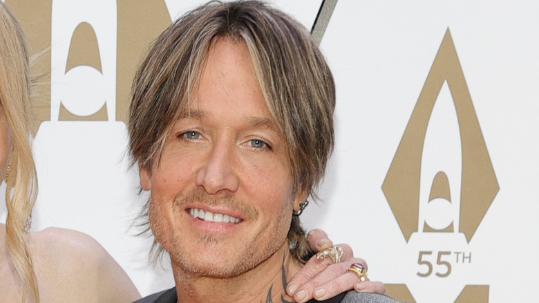 Keith Urban smiling 