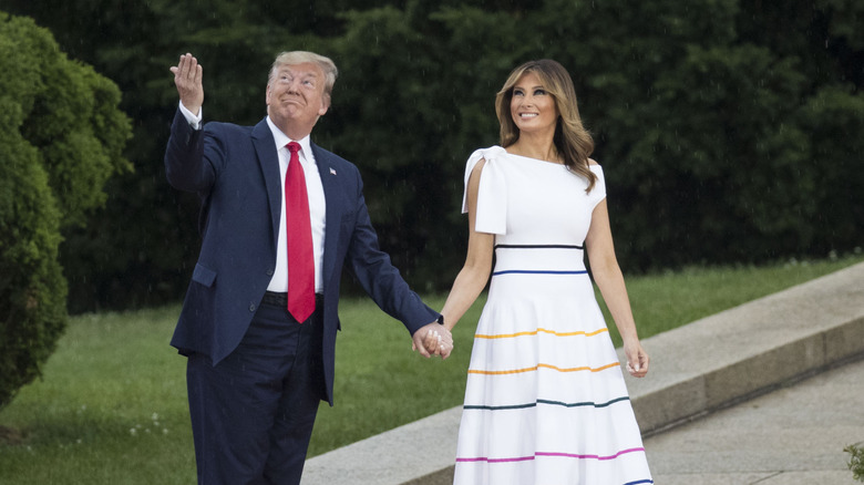 Melania Trump wearing an inappropriate white dress for a presidential family member for July 4th